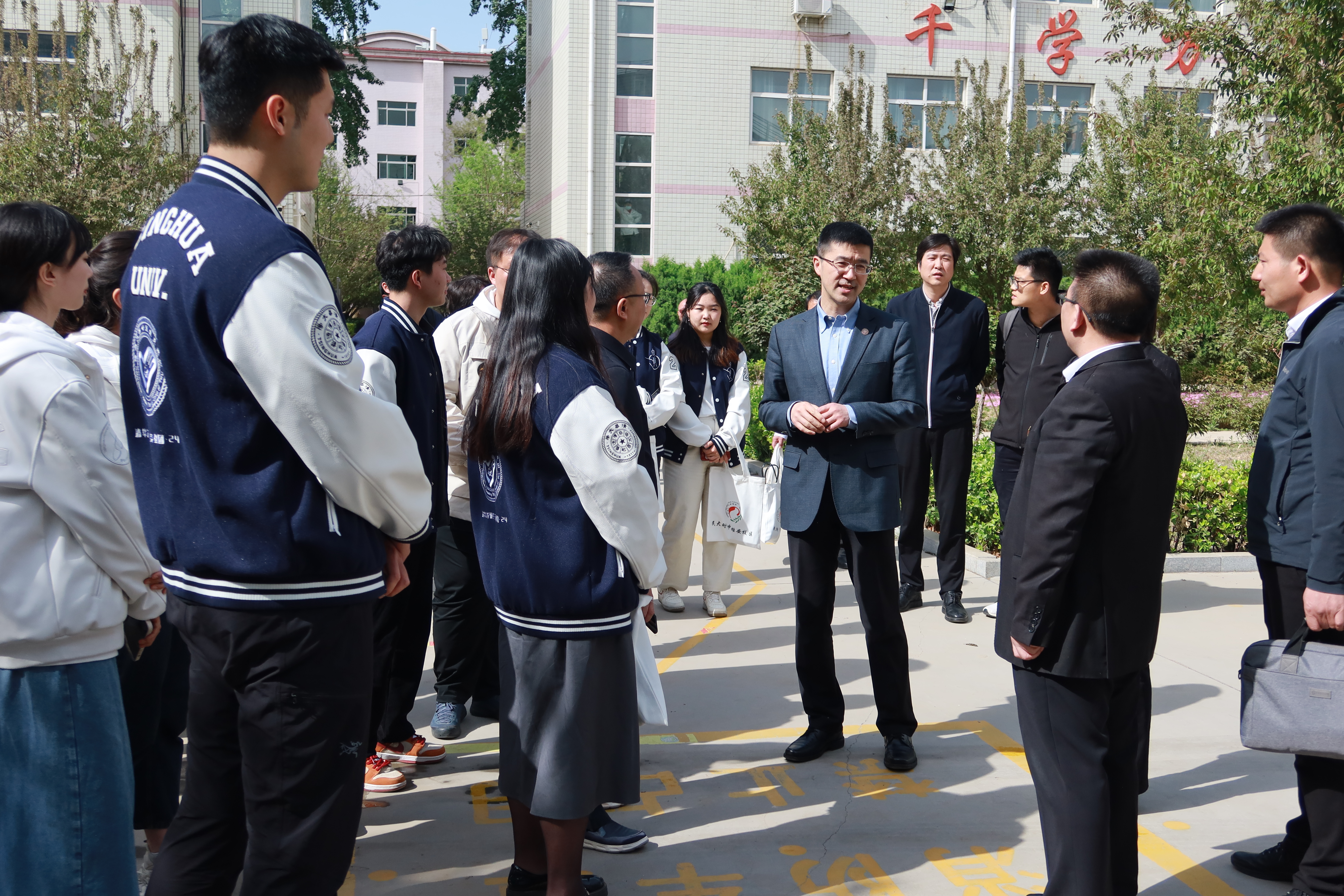 20230421-过勇赴河北访问并看望慰问校友-李䶮龙-看望研究生支教团成员-2.jpg