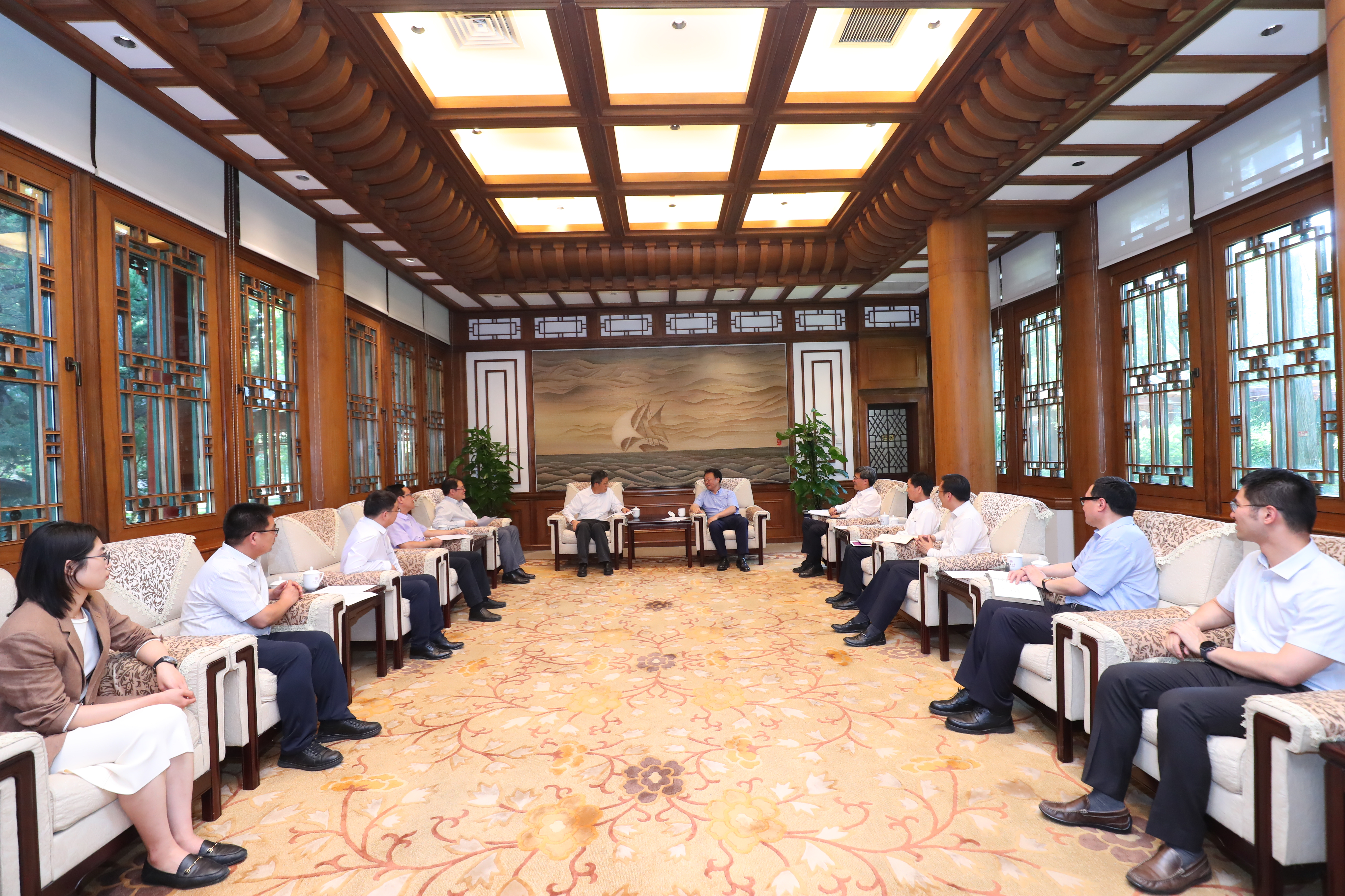 20230621-中国行政管理学会调研座谈-侯晓军-座谈现场1.JPG