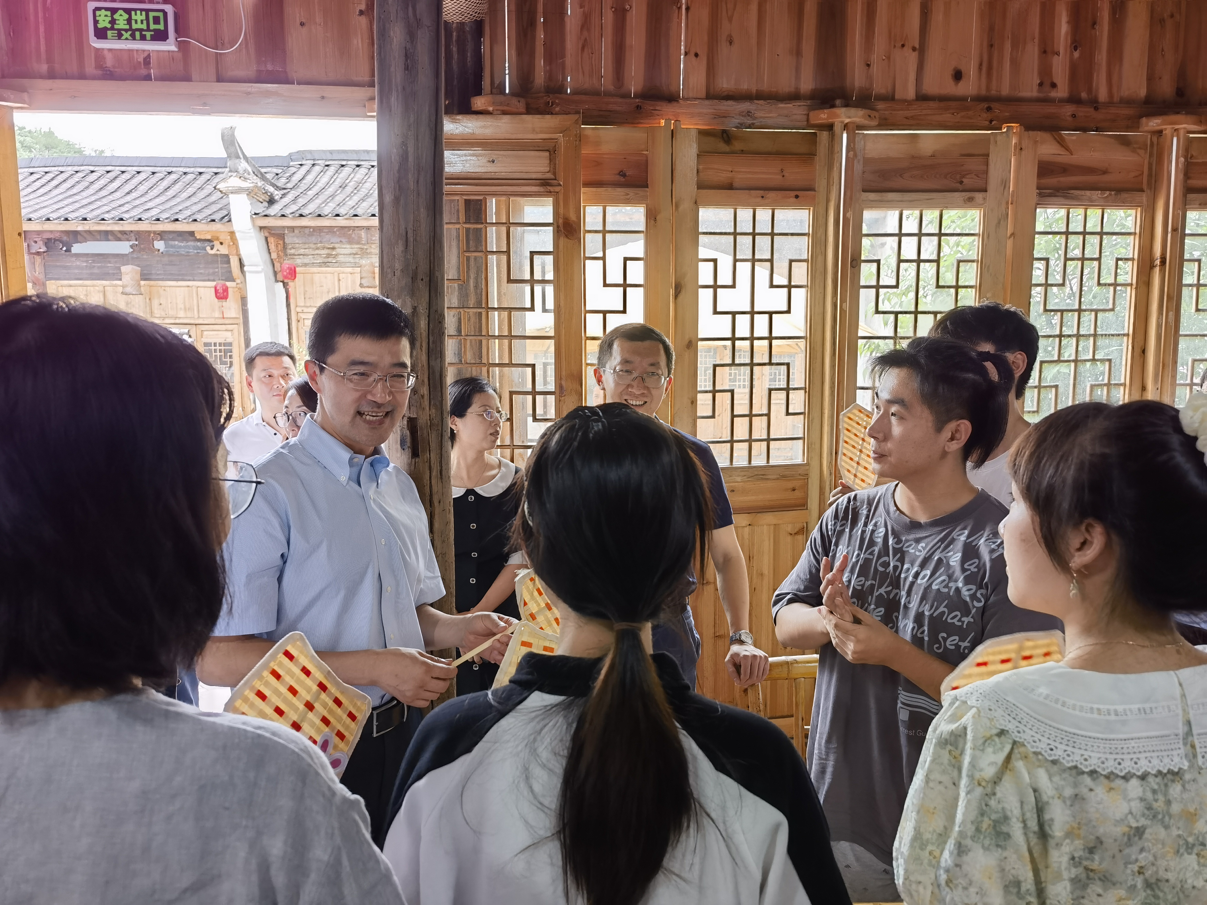 20230713-过勇赴浙江调研并看望学生社会实践支队-浙江省衢州市委组织部-过勇一行赴龙游县考察调研并看望学生实践支队.jpeg